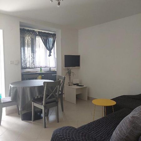 Apartman Katarina Cres Exteriör bild