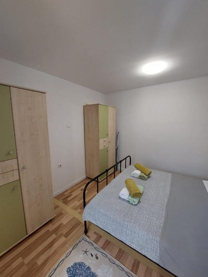 Apartman Katarina Cres Exteriör bild