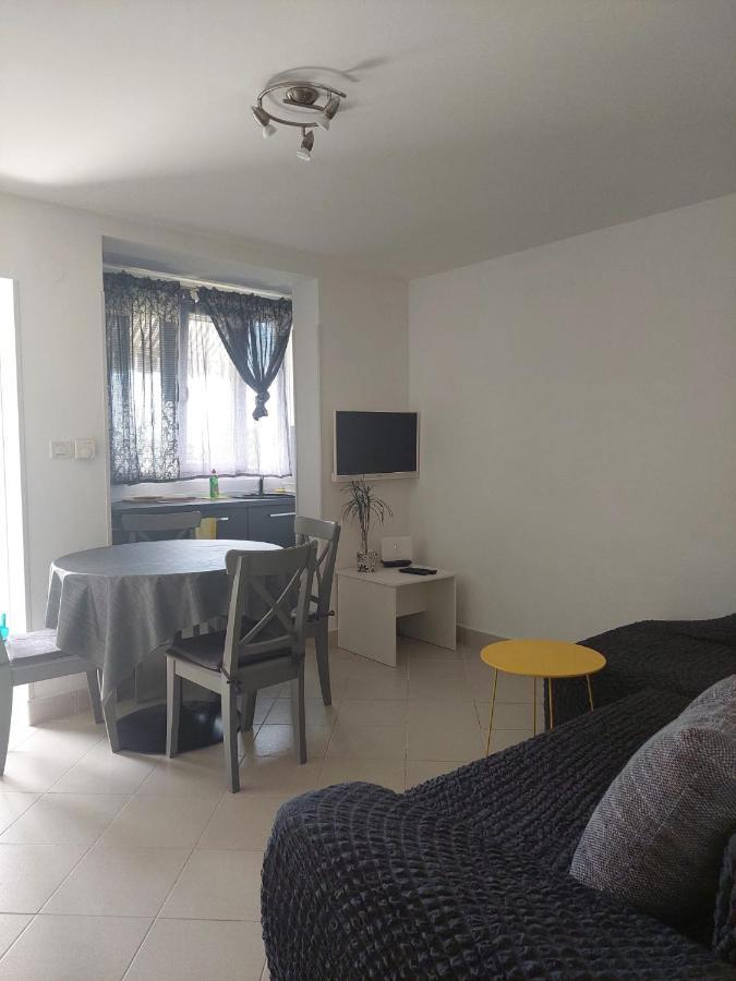 Apartman Katarina Cres Exteriör bild